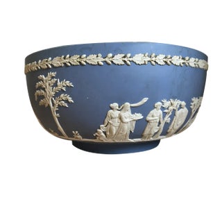 Antique English Ceramic Bowl from Wedgewood For Sale