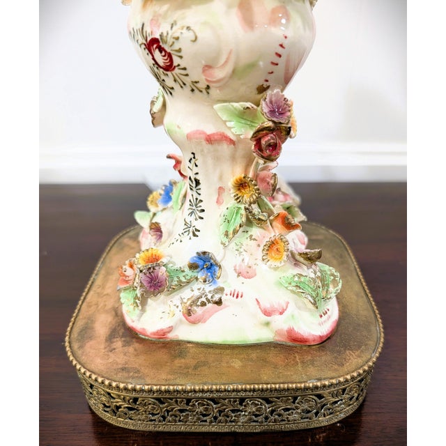 Mid 20th Century Vintage Italian Capodimonte Style Porcelain Floral Amphora Urn Table Lamp For Sale - Image 5 of 9