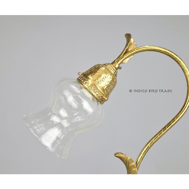 Vintage Flower Shaped Gooseneck Brass and Glass Shade Table Lamp For Sale - Image 4 of 8