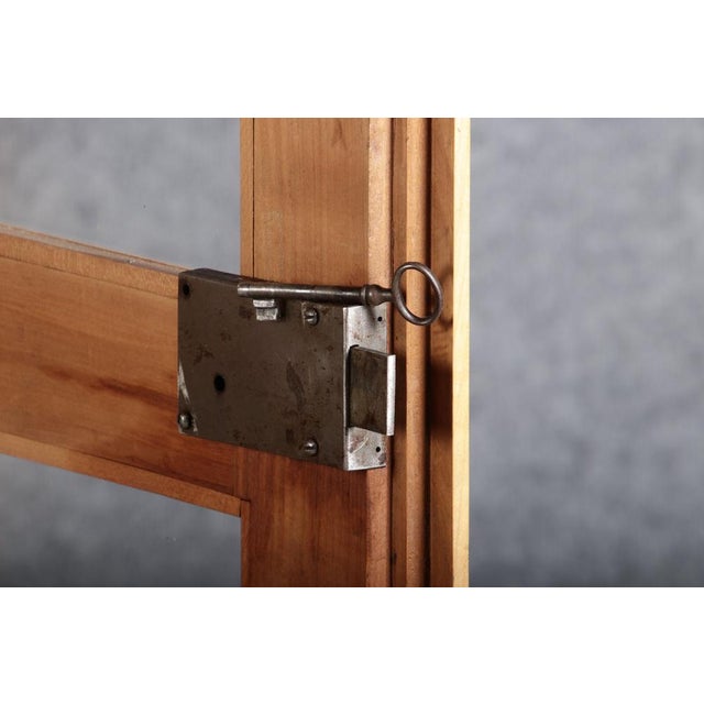 Biedermeier Showcase in Cherry Tree, 1840s For Sale - Image 17 of 18