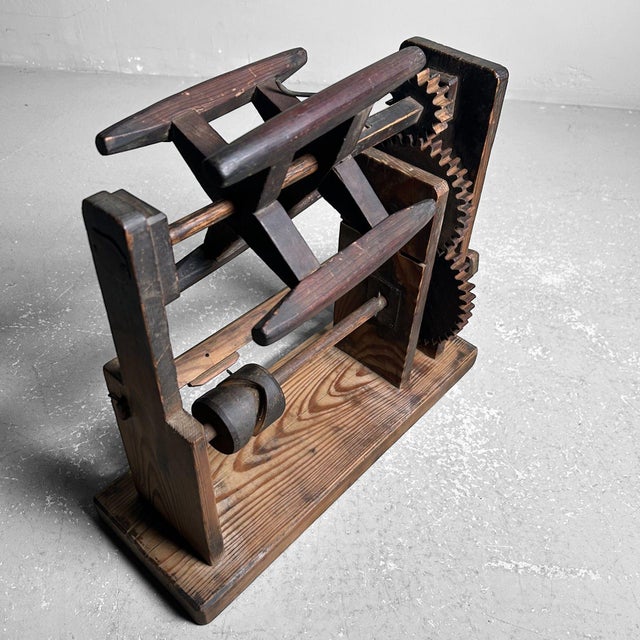 Meiji Era Itomaki Spinning Wheel, Japan, 1890s For Sale - Image 9 of 16