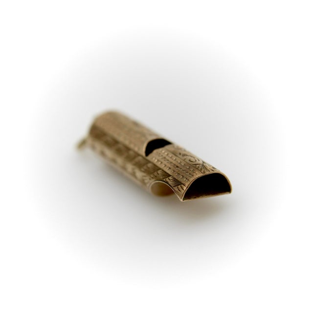 Late 19th Century Victorian 9k Gold Hand-Engraved Whistle For Sale In Los Angeles - Image 6 of 9