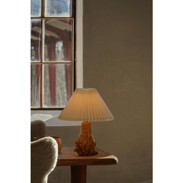 1970s Scandinavian Modern Carved Wooden Table Lamp with Engraved Inscription, 1972 For Sale - Image 5 of 18