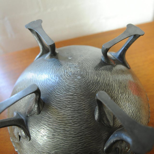 Antique Arts and Crafts Textured Pewter Bowl with Inlaid Enamel from Liberty & Co, 1900s For Sale - Image 3 of 6