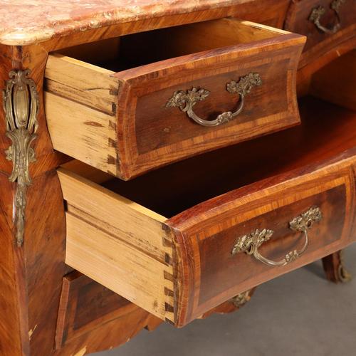 Louis XV Style Chest of Drawers in Walnut For Sale - Image 3 of 11