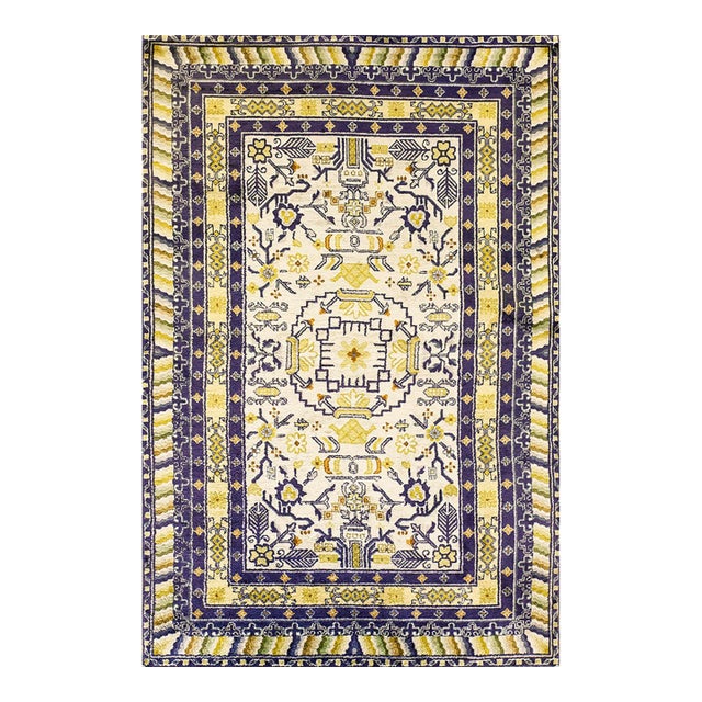 1920s Ivory Yellow Medallion Classic Antique Chinese Silk Rug 3'10'' X 6' Knotted Carpet For Sale