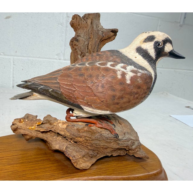 1970s Vintage Original Hand Carved Wood Chas Derascavage Bird Decoy Sculpture Statue For Sale - Image 5 of 17