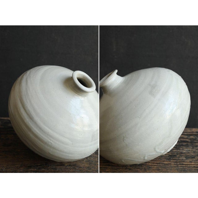 Joseon Dynasty White Porcelain Jar / 15th-19th Century / Excavated Flower Vase For Sale - Image 18 of 18