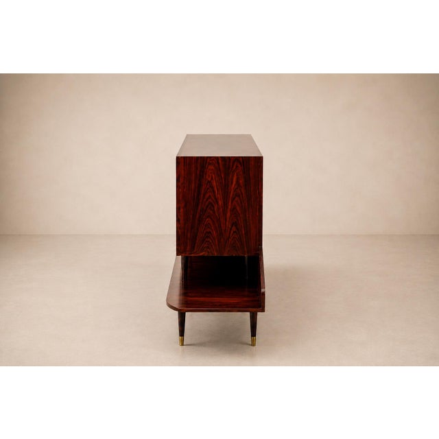 Brazilian Modern Credenza by Giuseppe Scapinelli in Brazilian Rosewood, Brazil, 1950s For Sale - Image 16 of 18