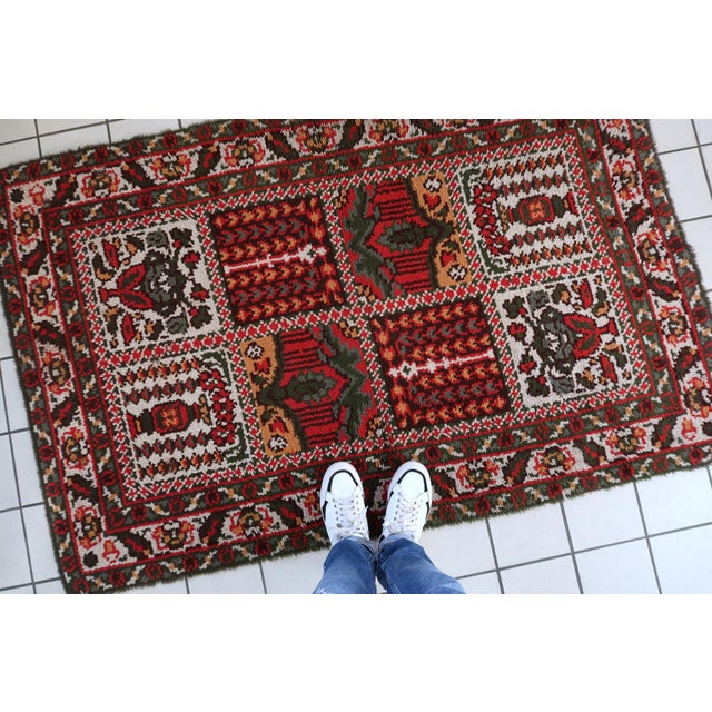 1950s, Vintage French Savonnerie Style Rug 3' X 7' For Sale - Image 4 of 11