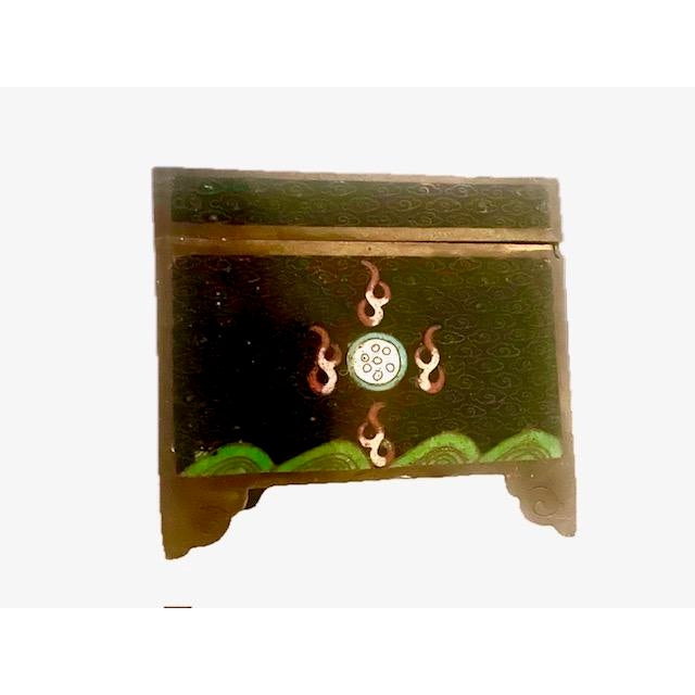 Mid 19th Century Antique Chinese Cloisonne Enamel Bronze/Copper Box For Sale - Image 5 of 7