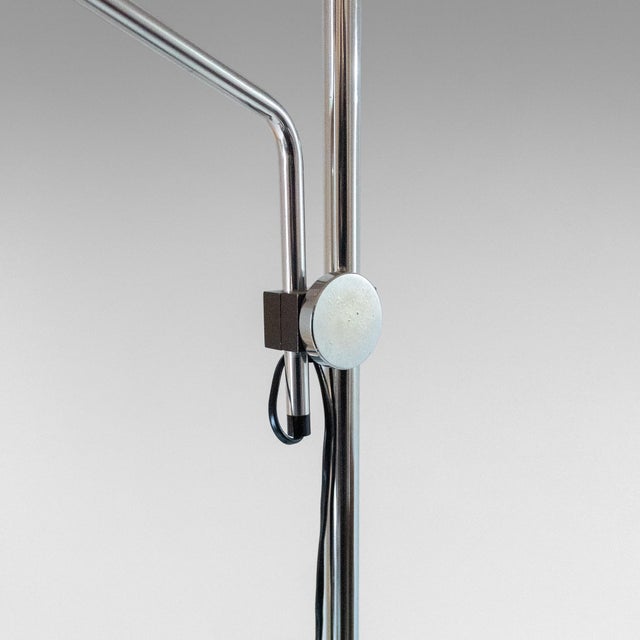 Vintage Floor Lamp in Chromed Metal Structure, Italy, 1960s For Sale - Image 11 of 18