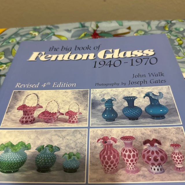 The book provides a comprehensive tour of the company's product history, factory ware listings, mold numbers, and color...