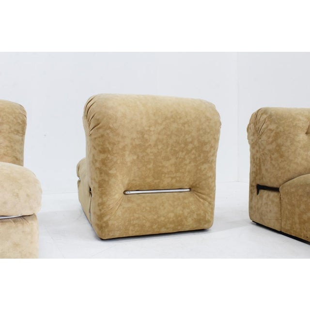 1970s Vintage Italian Curved Modular Chrome Sofa, 1970s, Set of 4 For Sale - Image 5 of 11