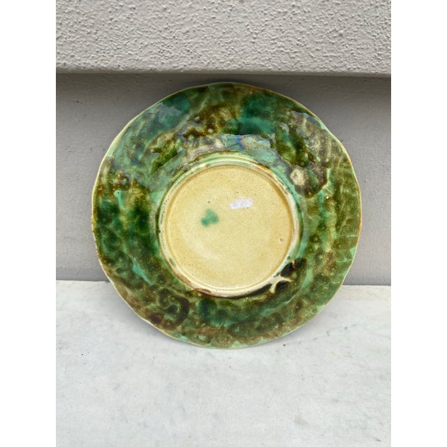 Late 19th Century English Majolica Geranium Plate, Circa 1880 For Sale - Image 5 of 5
