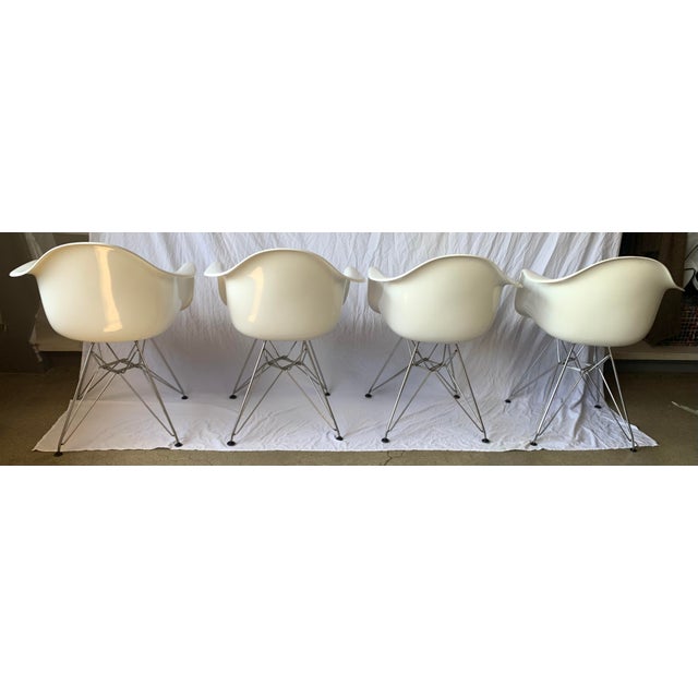 Late 20th Century Modern White Moulded Plastic Armchairs, Set of 4 For Sale - Image 5 of 12