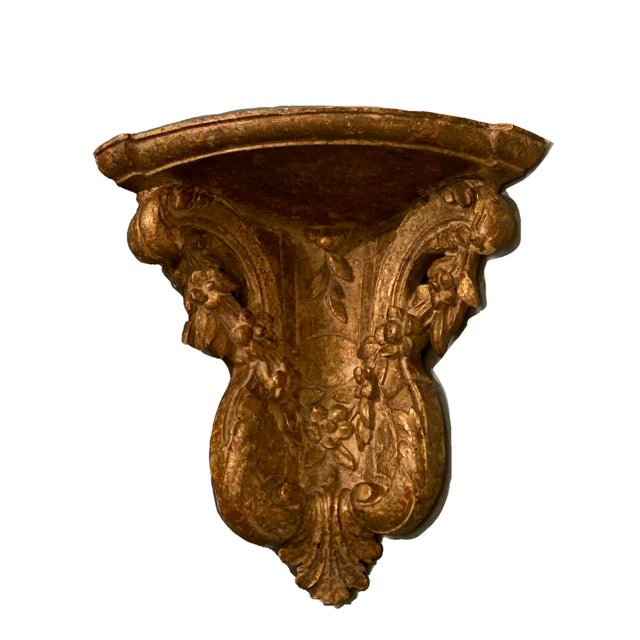 French 19th Century Vintage Gilt Corner Brackets- a Pair For Sale - Image 3 of 7