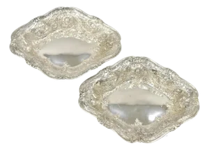 Early 20th Century M&h English Victorian Art Nouveau Silver Plated Floral Repousse Fruit Bowls Pair