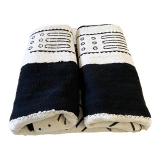 African Bogolan Black & White Mud Cloth Textile For Sale