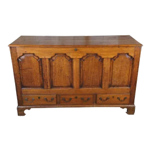 Antique 18th C. English Georgian Quartersawn Oak Mule Dowry Chest Trunk Coffer