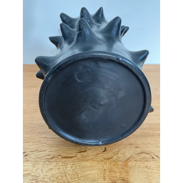 Modern Moroccan Izuran Tadelakt Spiked Black Vase For Sale - Image 10 of 10