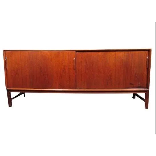 Large Mid-Century Modern Credenza For Sale - Image 10 of 10