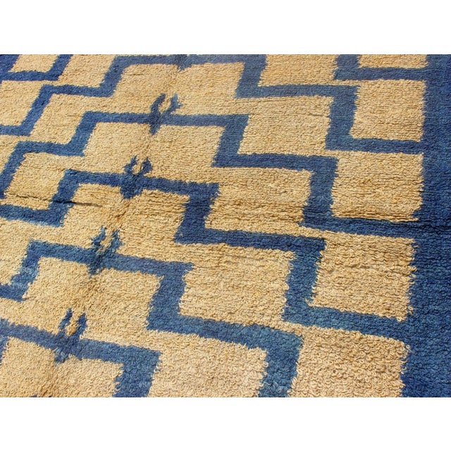 Mid 20th Century Vintage Mid-Century Modern Tulu Turkish Rug With Tribal Pattern in Blue and Soft Gold For Sale - Image 5 of 12