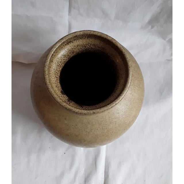 Vintage German Ceramic Vase by Friedegart Glatzle for Karlsruhe Majolika, 1978 For Sale - Image 3 of 5