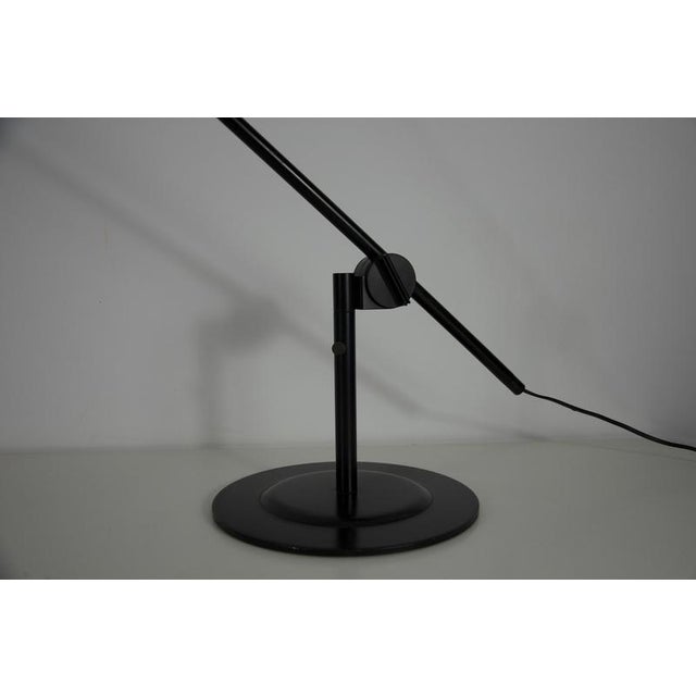 Black Table Lamp attributed to Ernesto Gismondi for Artemide, Italy, 1970s For Sale - Image 8 of 13