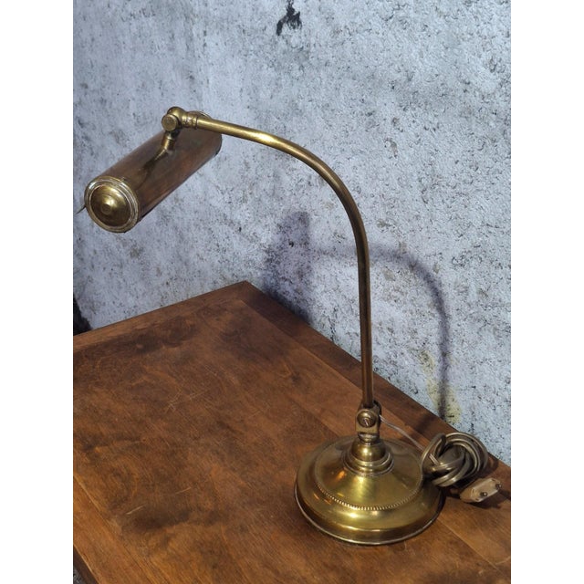 Metal Art Nouveau Belle Époque Desk Lamp in Brass with Articulated Arm, 1890s For Sale - Image 7 of 10