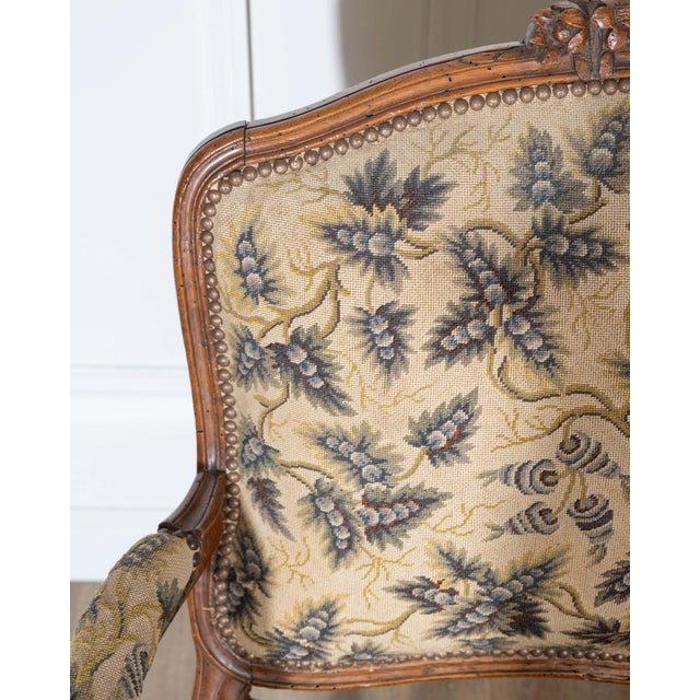 18th Century Louis XV Period Walnut Sofa with Floral Carvings and Tapestry Uphol For Sale - Image 4 of 11