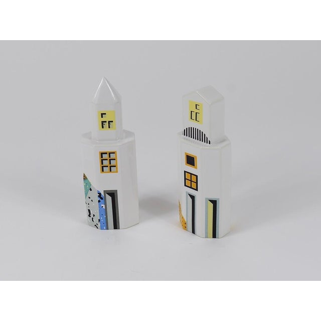 Vintage Skyscraper Salt and Pepper Shakers by Heide Warlamis, 1990, Set of 2 For Sale - Image 17 of 18