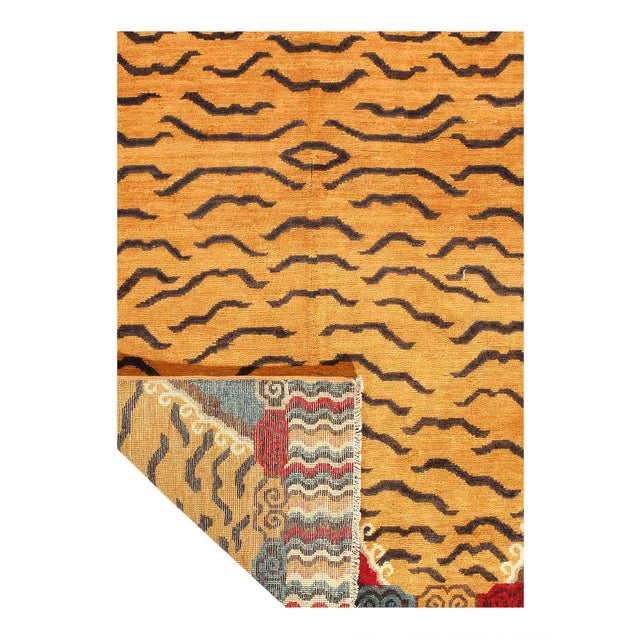 This durable and expertly handcrafted contemporary style rug, made with high quality wool by artisans and rug makers....