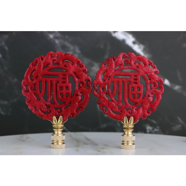 Chinoiserie Fu Symbol Chinese Carved Stone Lamp Finials on Brass Hardware - A Matching Pair For Sale - Image 3 of 9