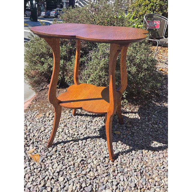 Victorian Antique 1880s Four-Leaf Clover Side Table Quater Sawn Oak For Sale - Image 3 of 4