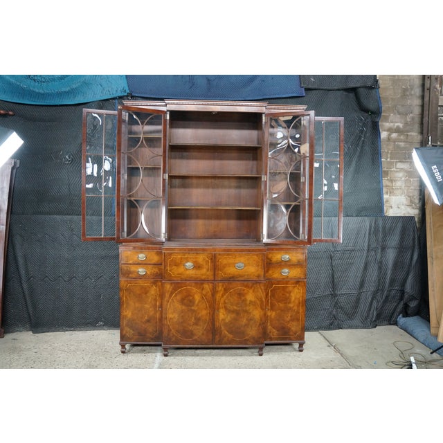 Brown Mid Century Baker Georgian Mahogany Breakfront Bookcase Cabinet Bubble Glass, Attributed For Sale - Image 8 of 18