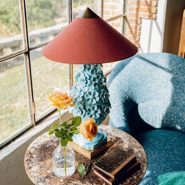 Manises Flora lamp. Completely handmade. Each piece is made by hand so each lamp is unique and different. It has a height...