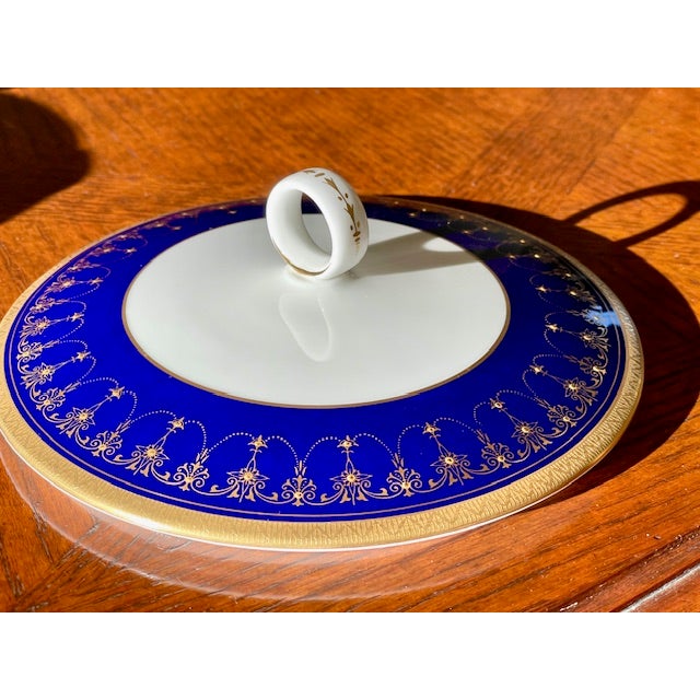 Royal Worcester 1980s Royal Worcester Imperial Bone China 22 Karat Raised Gold Blue Vegetable Tureens 2 Lids - 1 For Sale - Image 4 of 7