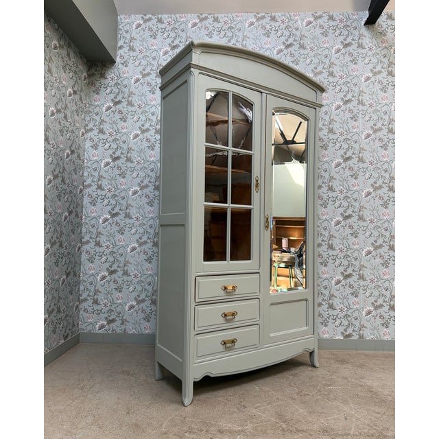 Large Art Nouveau Wardrobe in Sapelli and Beech, 1890s For Sale - Image 4 of 18