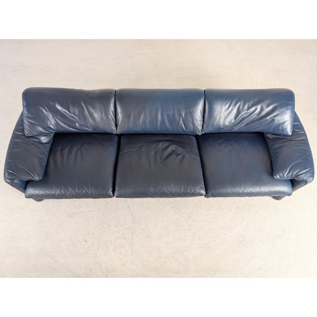 Cassina Maralunga Sofa by Magistretti for Cassina For Sale - Image 4 of 12
