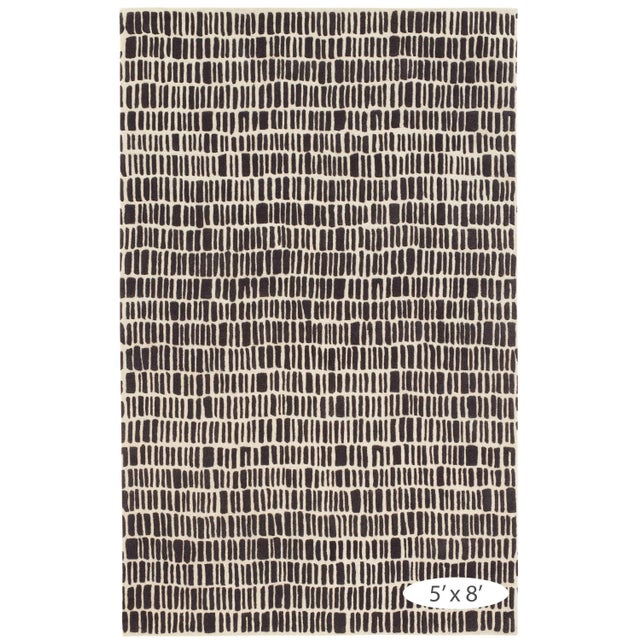 Dash & Albert Marie Flanigan for Dash & Albert Roark Charcoal Tufted Wool Rug, 7' 6" x 9' 6" For Sale - Image 4 of 5