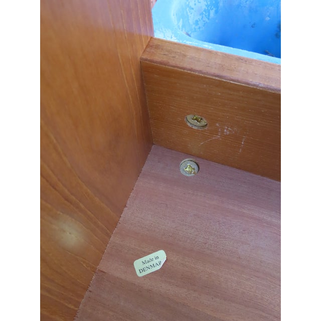 Late 20th Century Danish Modern Waterfall Teak Wood Veneer Nesting Side End Tables 3pc Set 6650 For Sale - Image 5 of 15
