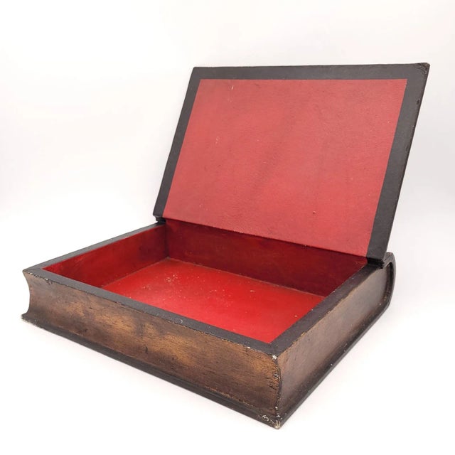Faux Book Box, "History of Art", 19th Century or Later For Sale - Image 4 of 8