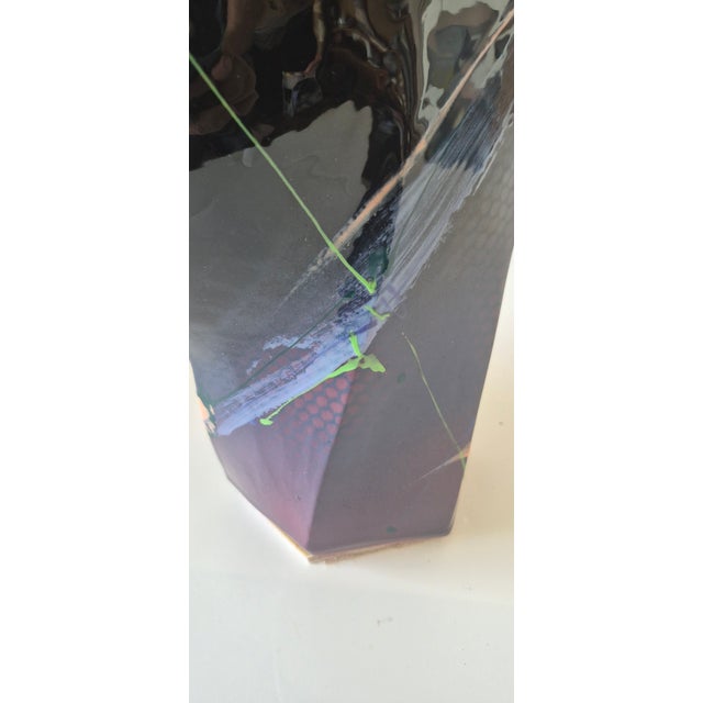 Vintage Handmade-Painted Abstract Ceramic Table Lamp 1980s For Sale In Savannah - Image 6 of 6