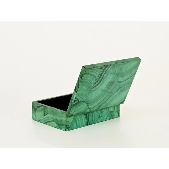 1950s Mid-Century Modern Italian Jewelry Decorative Box in Green Malachite Marble, 1950s For Sale - Image 5 of 14