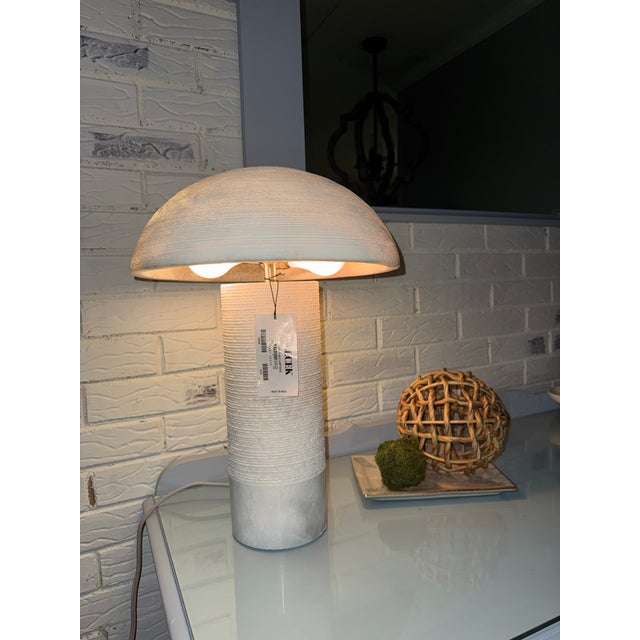 Modern Textured Table Lamp – Neutral Coastal Style Elevate your space with this stylish modern table lamp featuring a...