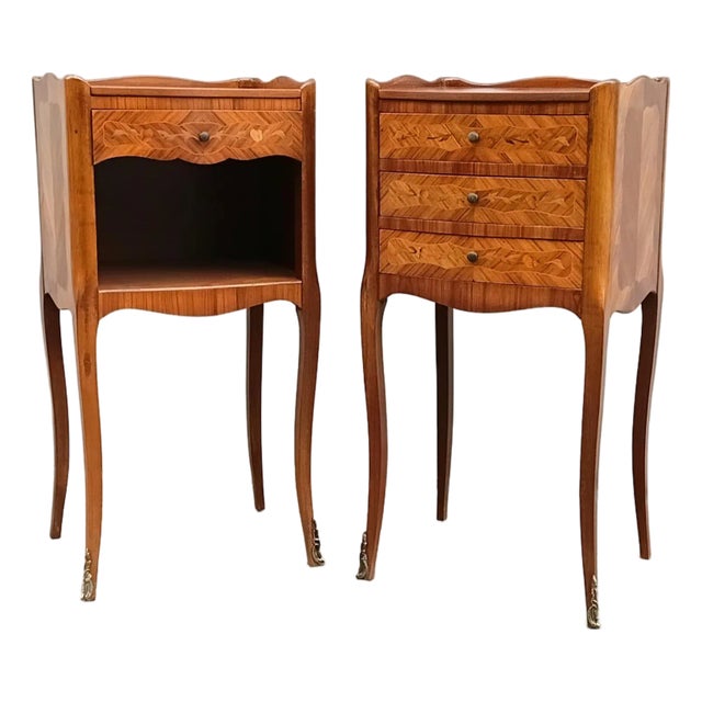 Late 19th Century Pair of French Louis XV Style Rosewood Side Tables Nightstands by Haentges Freres For Sale