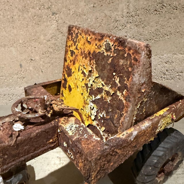 Vintage Pressed-Steel Articulated Rock Hauler Earthmover Toy Nylint For Sale - Image 10 of 10