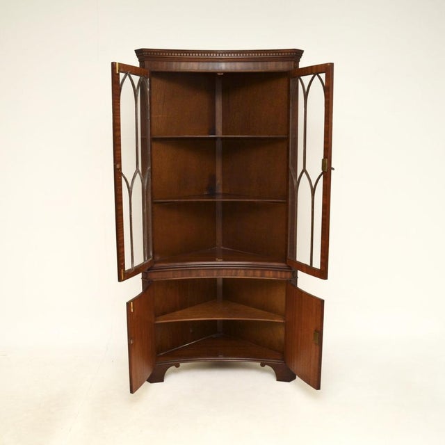 Georgian Style Concave Corner Cabinet, 1930s For Sale - Image 3 of 7
