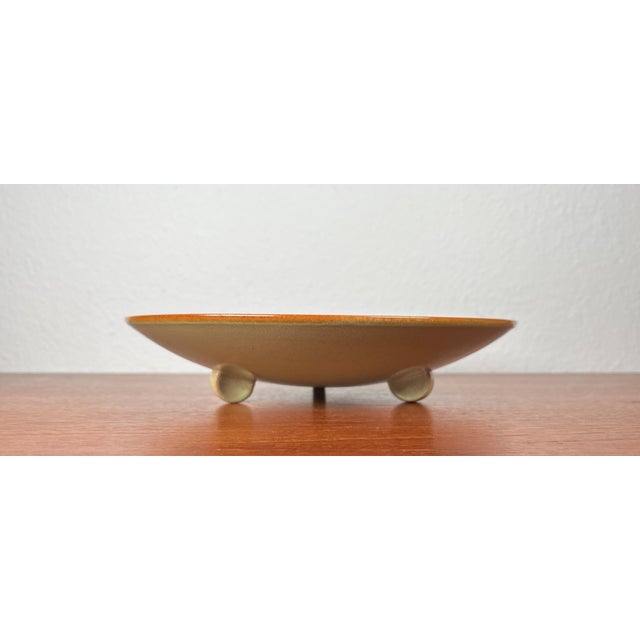 Beige Mid-Century German Tripod Ceramic Bowl from Wächtersbach, 1960s For Sale - Image 8 of 18